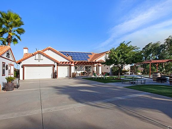 5th image of 39510 Avenida Bonita
