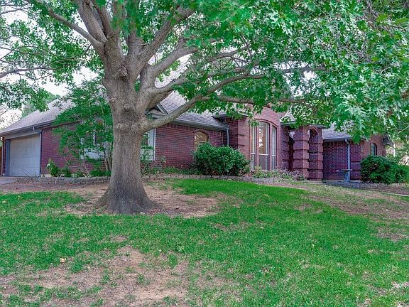 2nd image of 7948 Kendra Ln