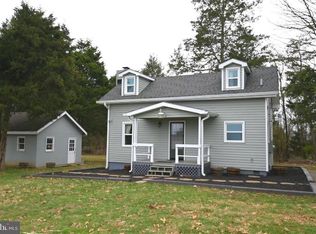 353 Shenandoah River Ln, Front Royal, VA 22630