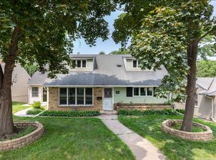 1383 Prior Ave S, Saint Paul, MN 55116