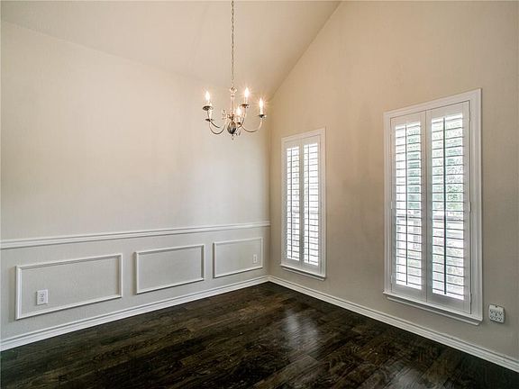 3rd image of 13777 Badger Creek Dr
