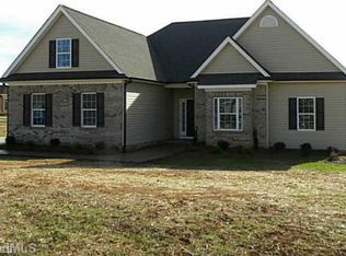 110 Oak Chester, Reidsville, NC 27320