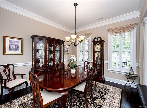 3rd image of 17221 Coves Edge Ln #227