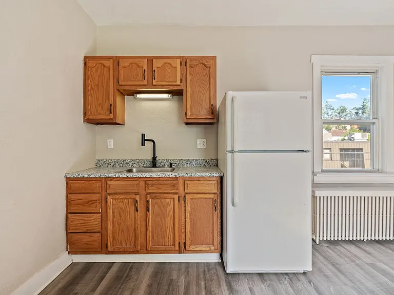 571 Washington Avenue — Photo 7
