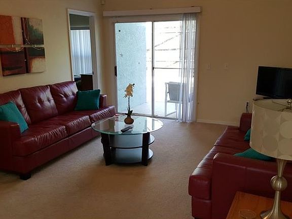 5th image of 347 Majesty Dr