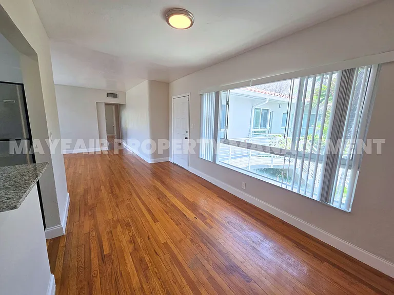 701 NE 16th Ave #28 — Photo 2