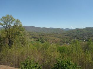 303 Rogers Rd, Franklin, NC 28734