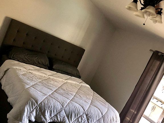 5th image of 2503 W Sweet Ave