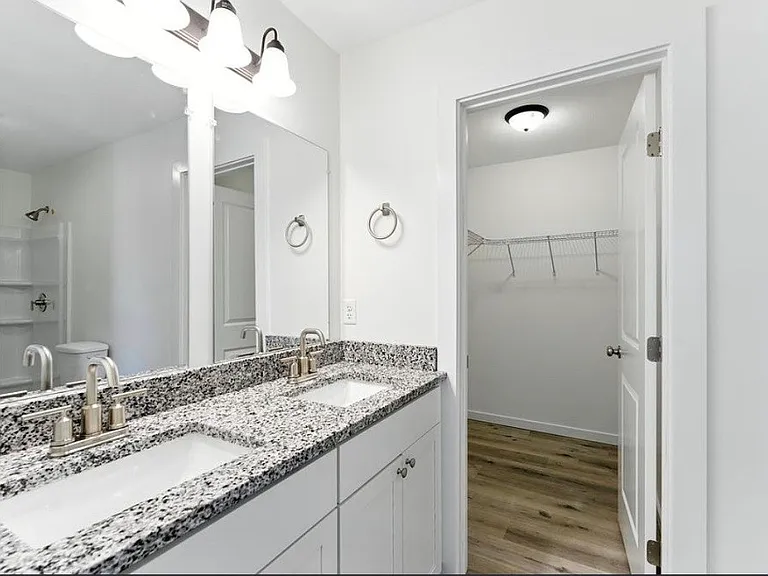 1148 Harbor Dr — Photo 10