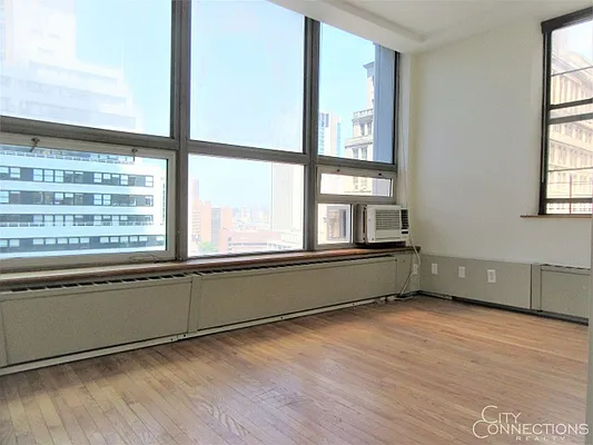 Rented by City Connections Realty | media 15