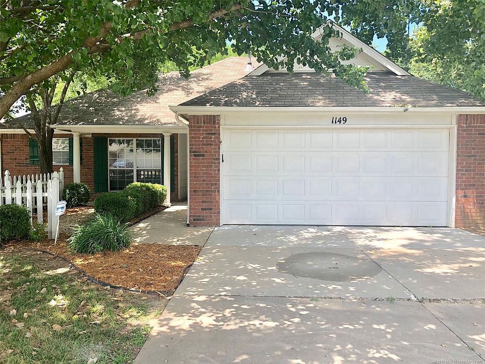 1st image of 1149 E 132nd Pl
