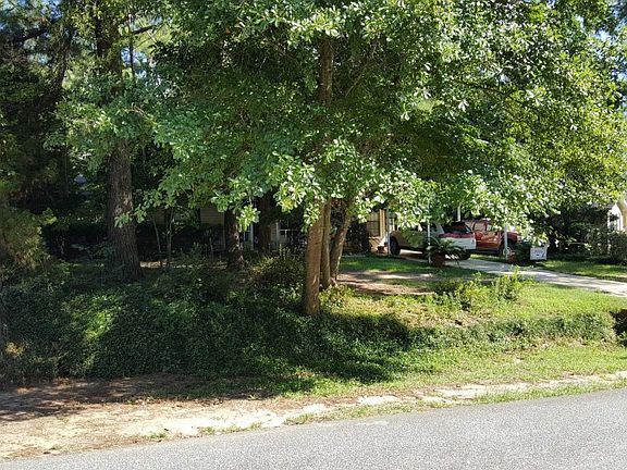 2nd image of 325 Creekside Dr