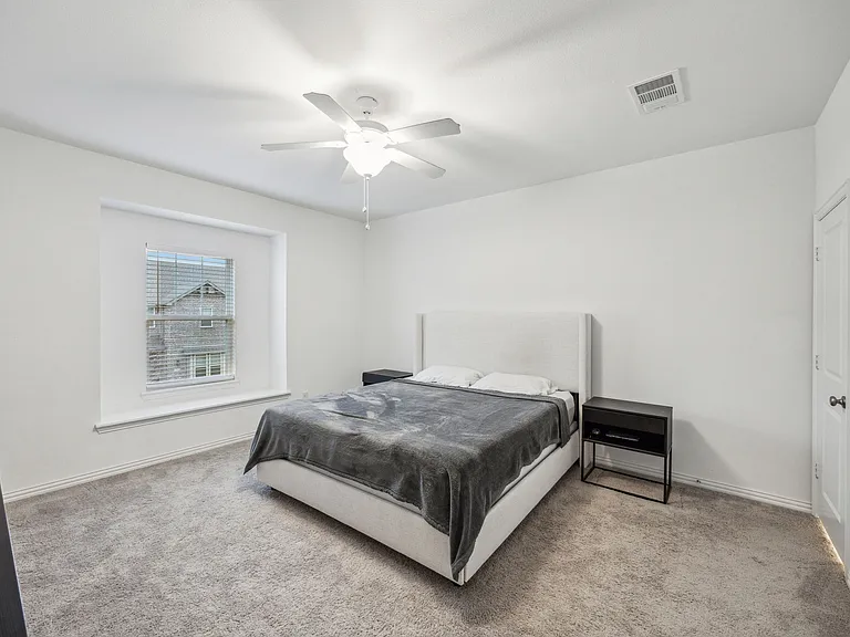 3325 Switch St — Photo 11