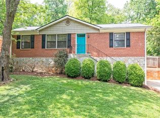 910 N Parkwood Rd, Decatur, GA 30030