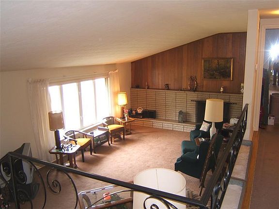 4th image of 2882 Fernside Ct