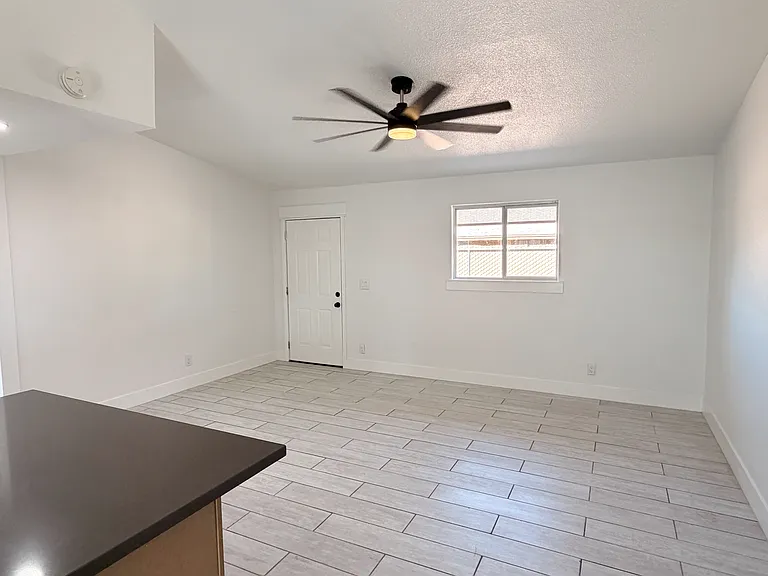 3516 W Grant St #2 — Photo 4