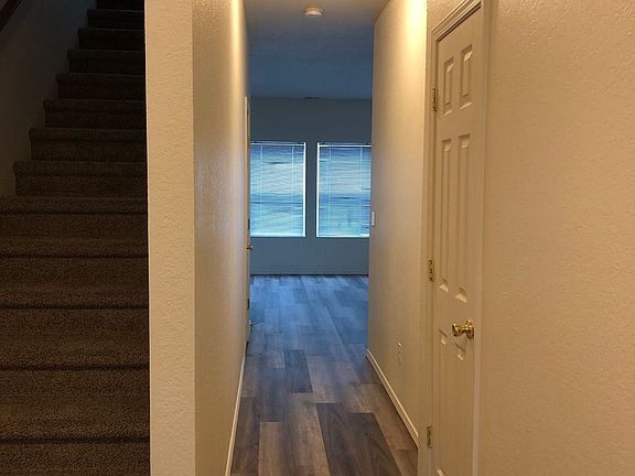 2nd image of 2002 SW Canyon Dr #7