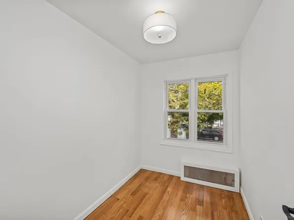 4622 Avenue M image 14 of 31