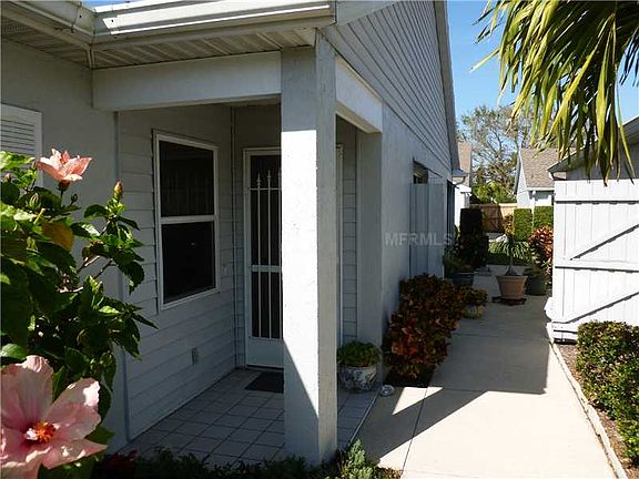 3rd image of 773 Wedgewood Ct #107