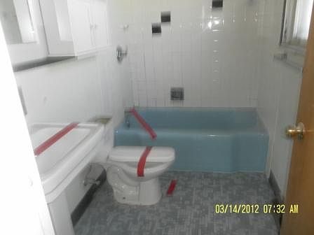 4th image of 9145 Skokie Blvd