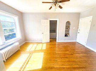 1544 W Morse Ave #4, Chicago, IL 60626