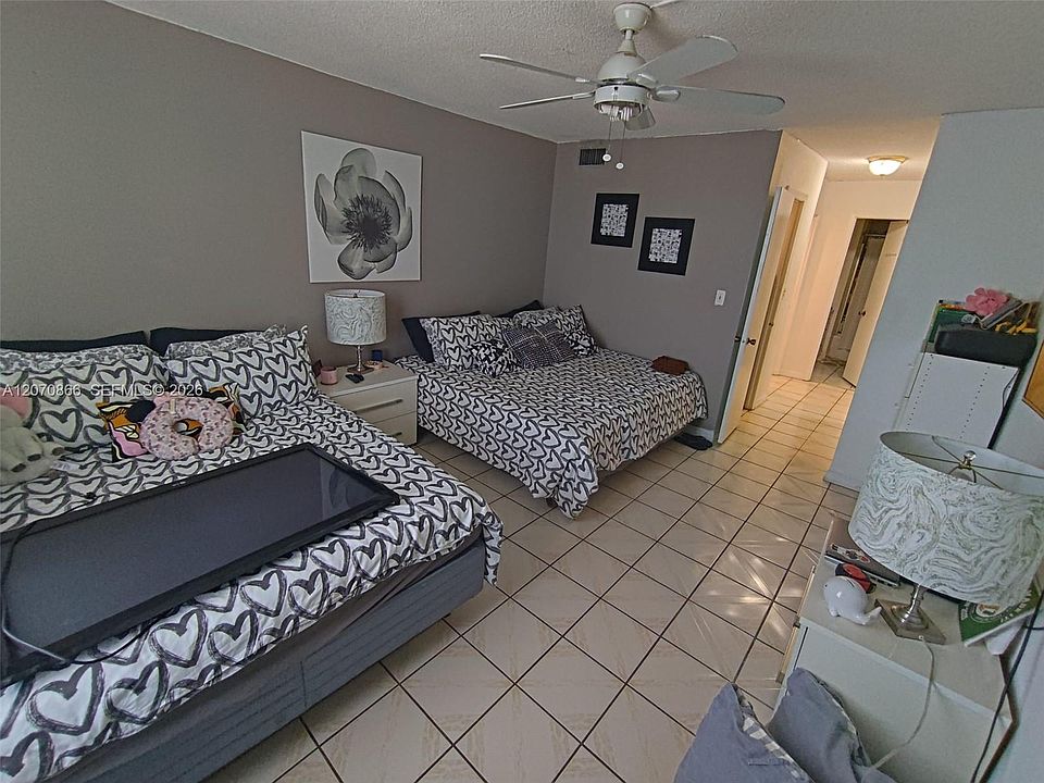 1st image of 2780 NE 183rd St APT 1903