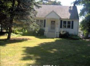 50 Long Hill Rd, Clinton, CT 06413