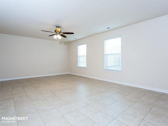 2nd image of 3209 Dizzy Dean Dr