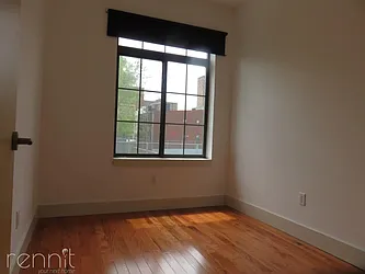 Rented by Rennit Inc.