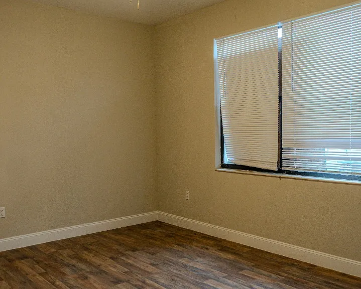 129 W Church St #1 — Photo 7
