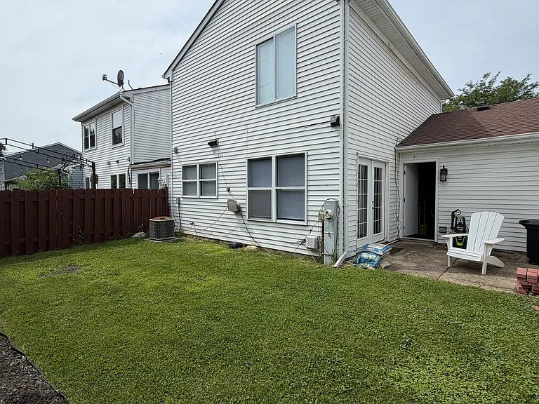 Walnut Cir — Photo 38