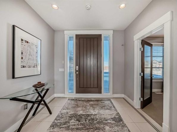 116 N Park Dr, Rocky View County, AB T1Z 0A4