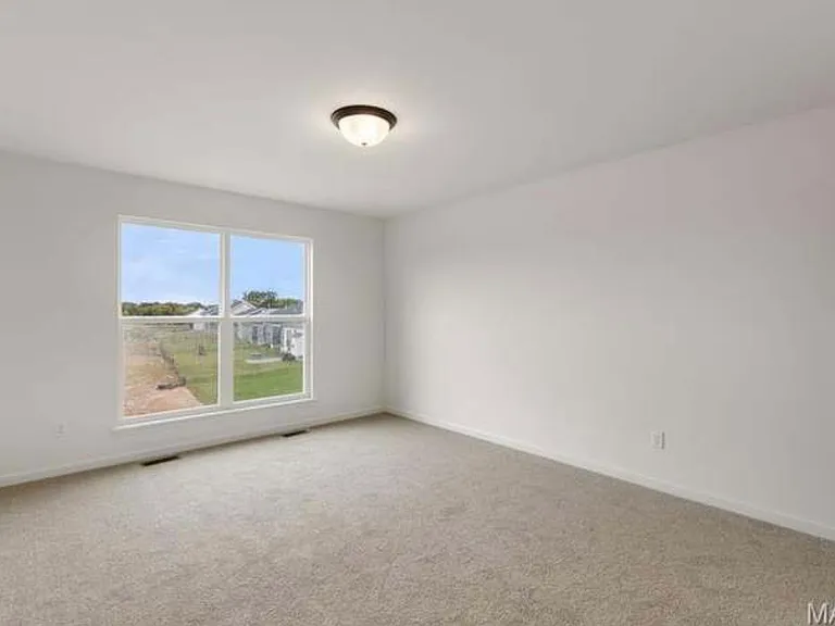 408 Honor Hill Dr — Photo 15