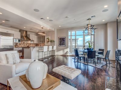 2555 N Pearl St APT 1305, Dallas, TX, 75201