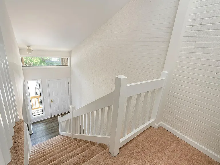 114 Harvest Dr — Photo 19