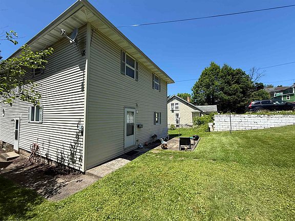 5th image of 528 Union Ave