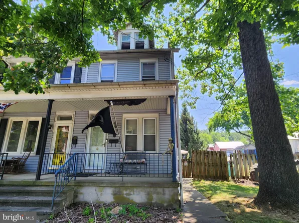 348 W Penn Ave, Robesonia, PA 19551