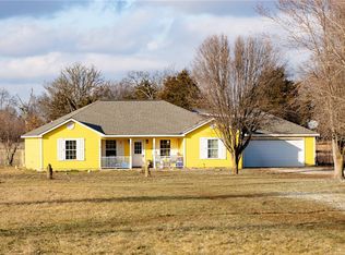 9998 Farm Road 2240, Washburn, MO 65772