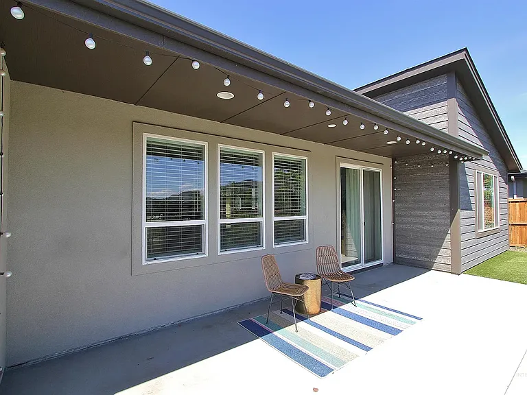 8369 W Meltwater Ln — Photo 31