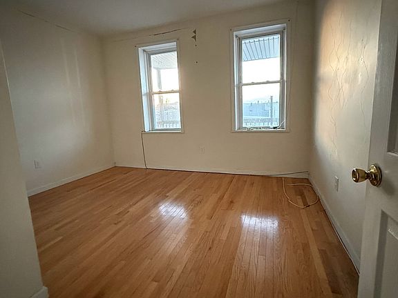 3rd image of 459 Broadway #2