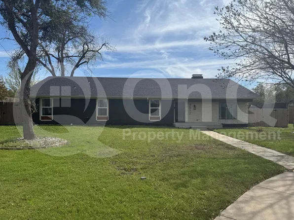 2517 Canterbury Ct, Carrollton, TX 75006