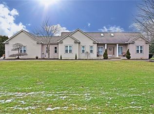 2852 Hallock Young Rd, Warren, OH 44481