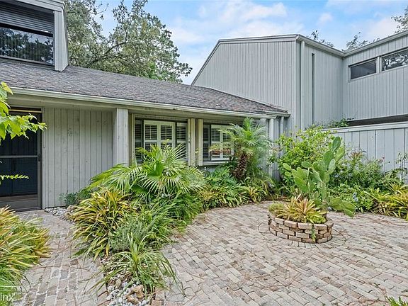 2nd image of 117R Primrose Dr
