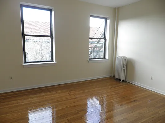 Rented by Bohemia Realty Group | media 4