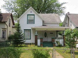 913 S 8th St, Goshen, IN 46526