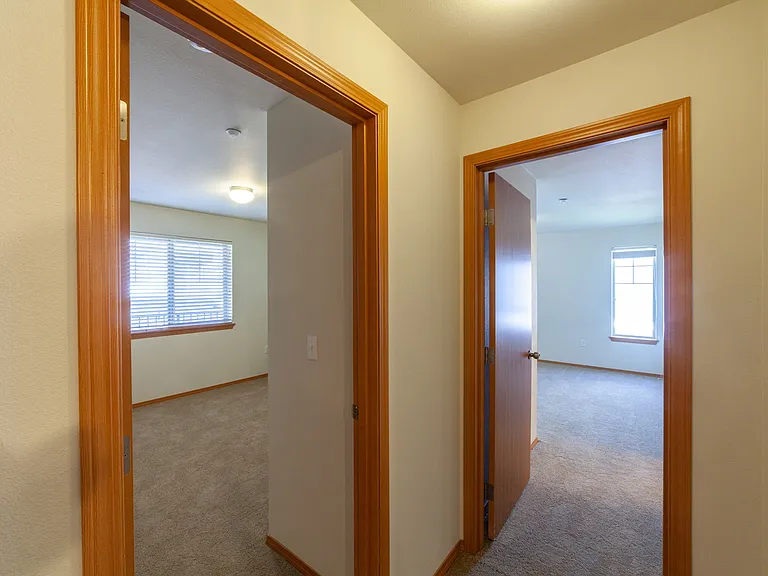 Renwood Apartment Homes — Photo 30