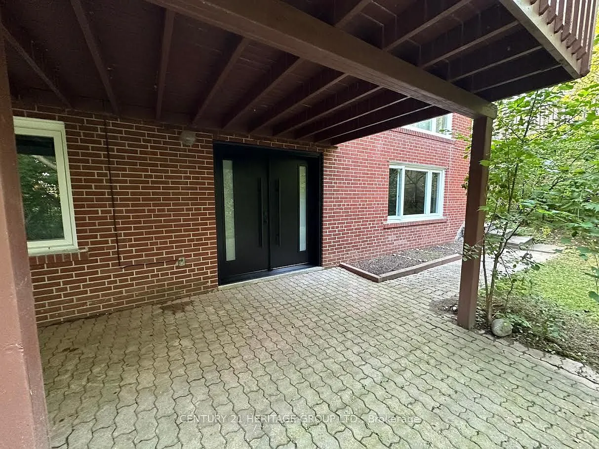 1 bed, $2,000 — Photo 1