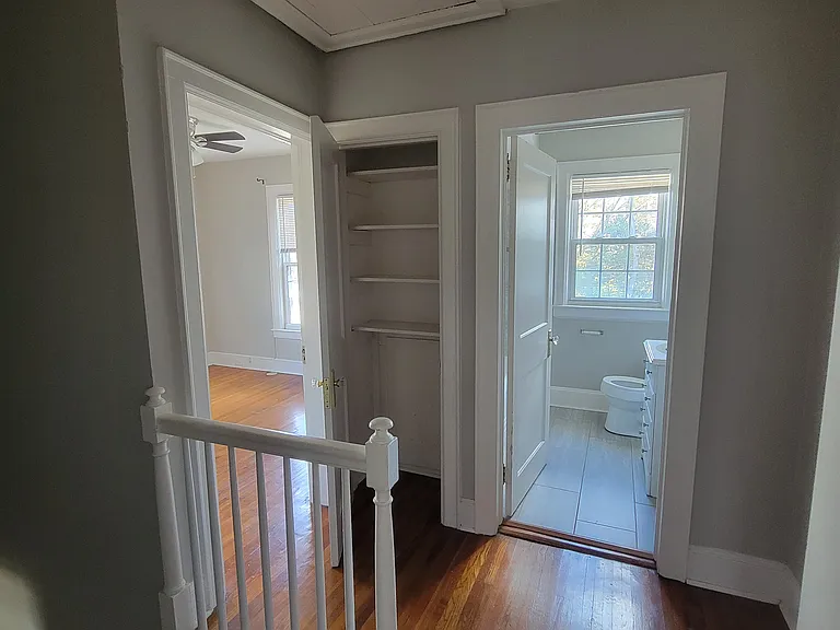 814 Lamar Ave — Photo 7