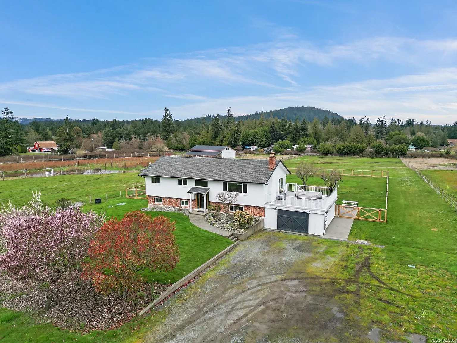 4425 Happy Valley Rd photo 1