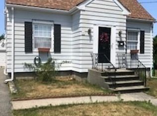 1535 Stafford Rd, Fall River, MA 02721